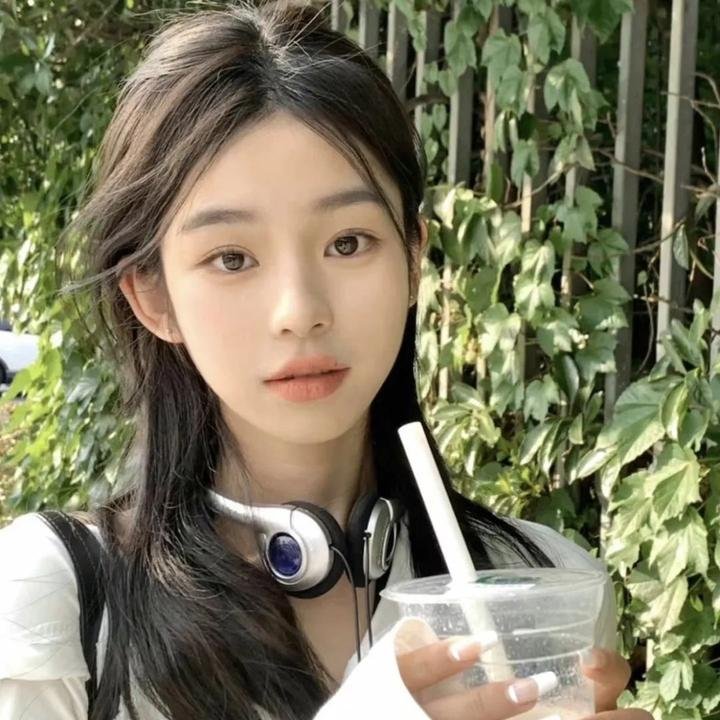 重生刚想努力,父母离婚了